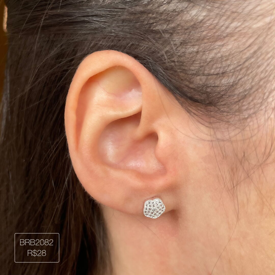 Brinco Delicado Flor 5 Lados Cravejado Cristal Prateado